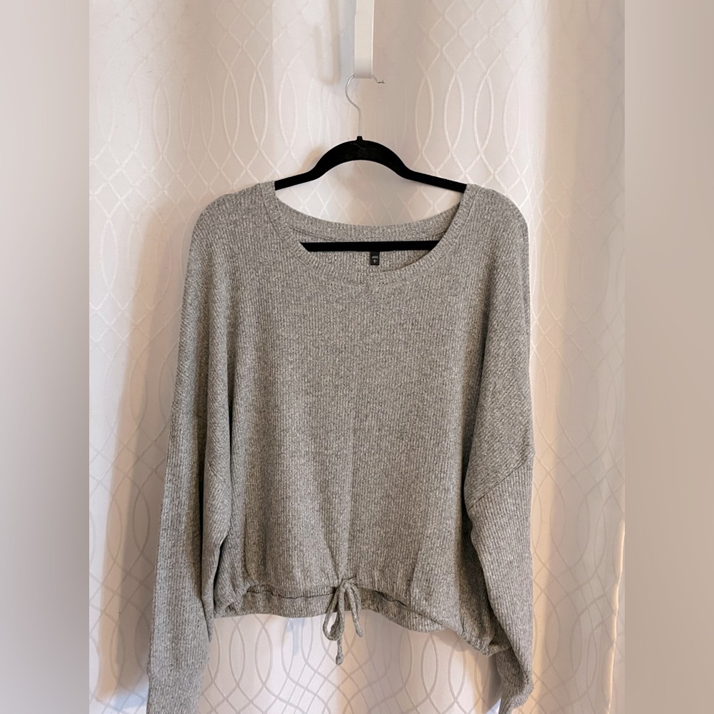Express grey long sleeve sweater top with tie bottom detail SZ L